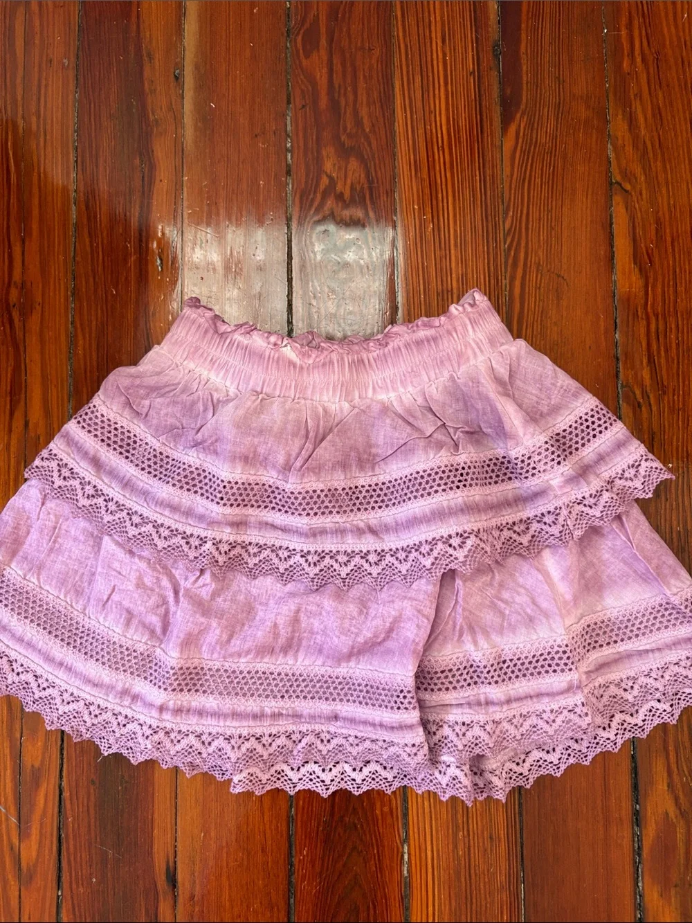 Katie J NYC: Lavender Tie-Dyed Tiered Lace-Trim Skirt